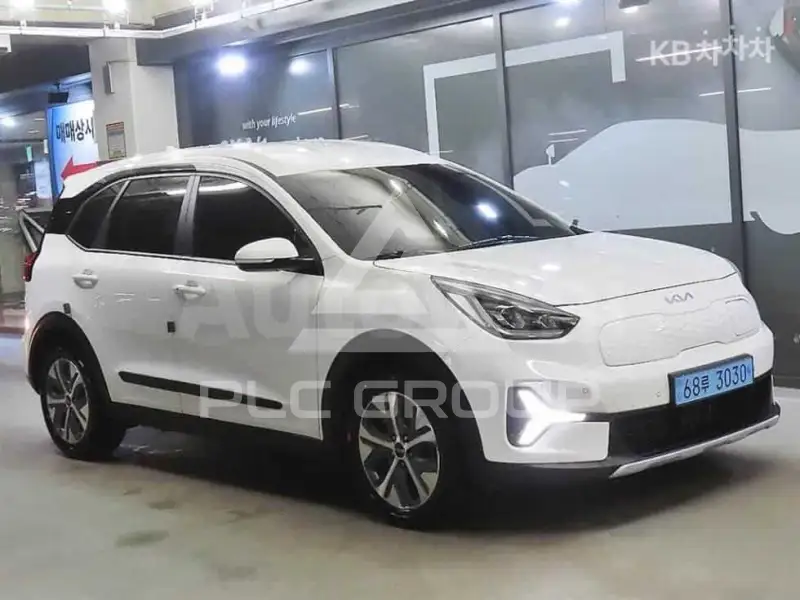2023 KIA Niro