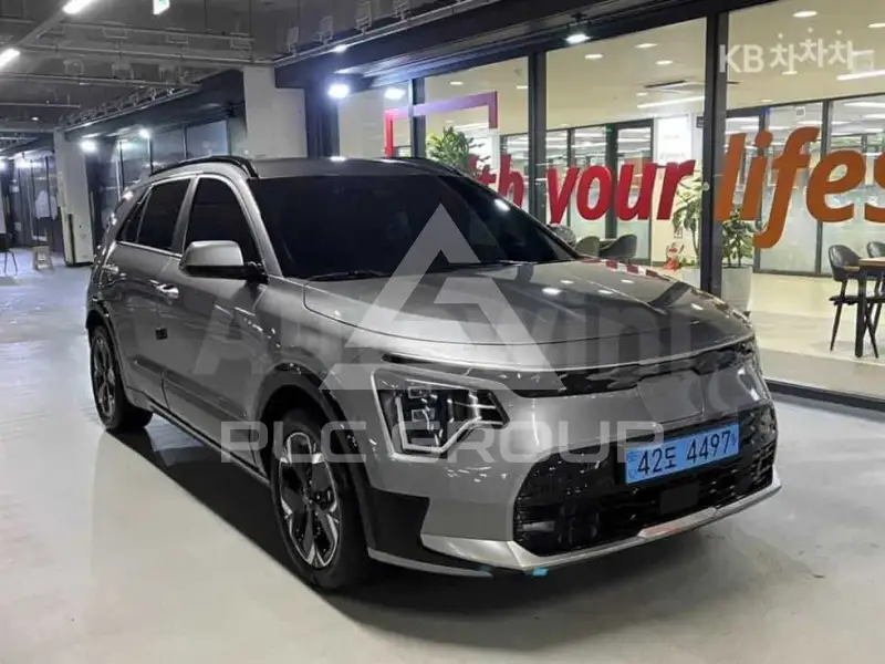 2023 KIA Niro