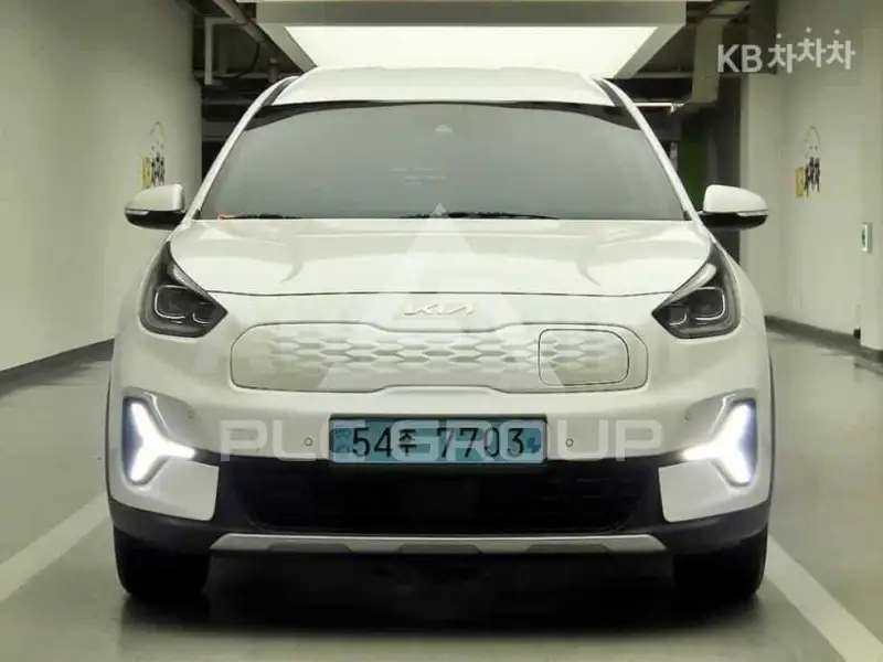 2023 KIA Niro