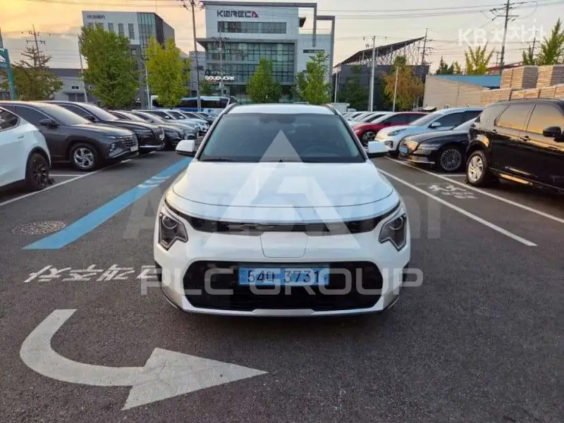2023 KIA Niro