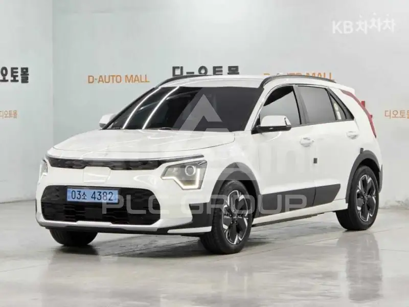 2023 KIA Niro