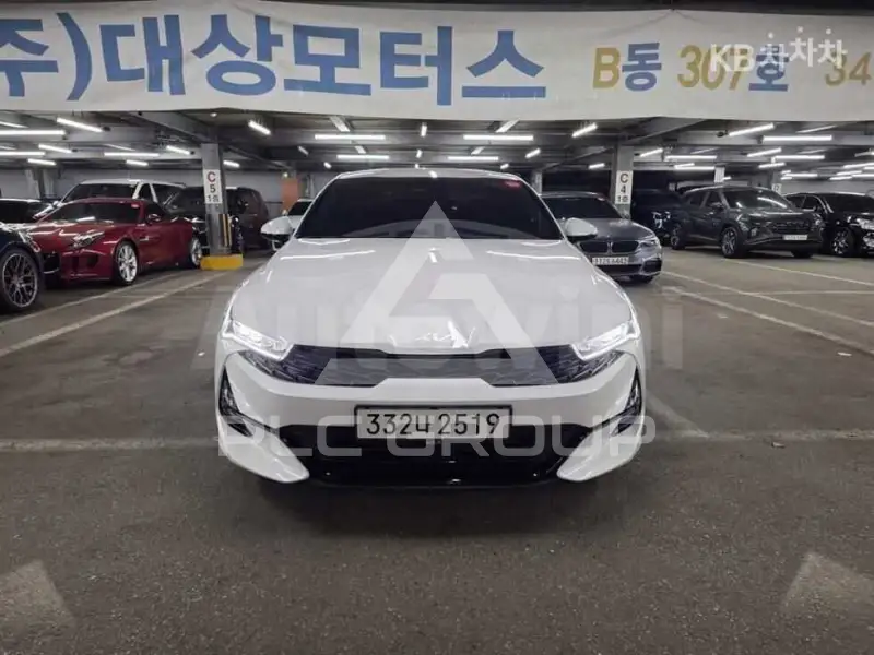 2023 KIA K5