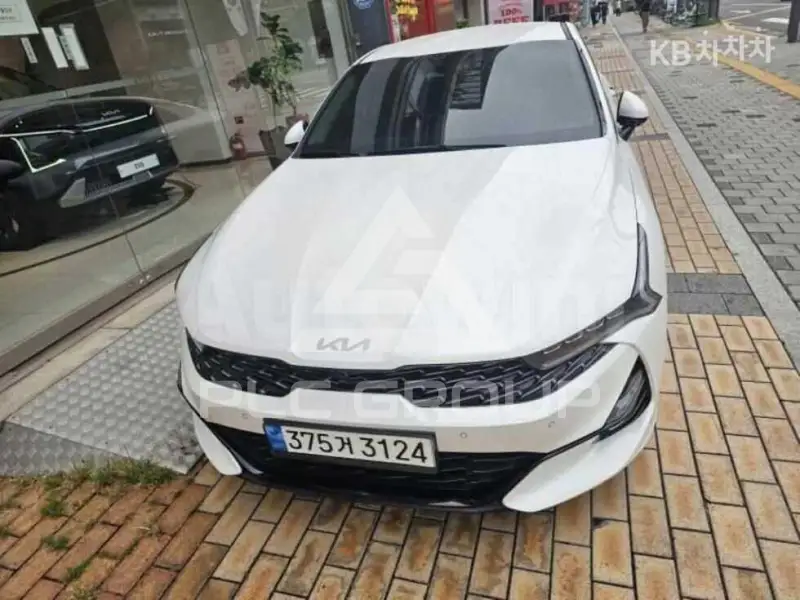 2023 KIA K5