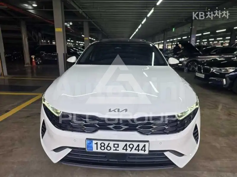 2023 KIA K5