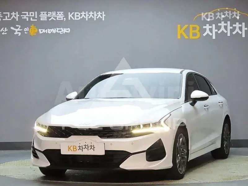 2023 KIA K5