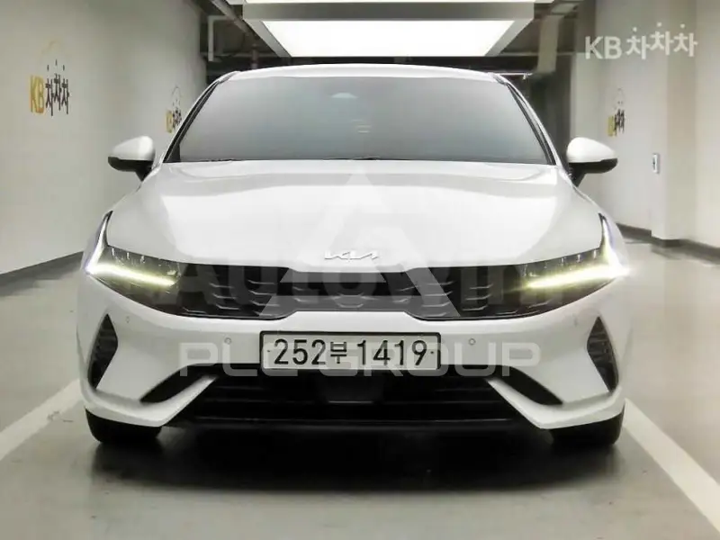 2023 KIA K5