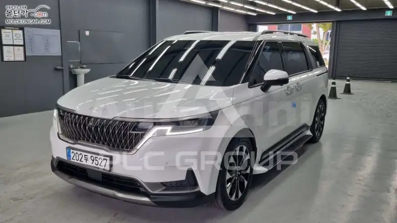 2023 KIA Carnival