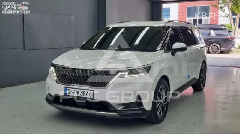 2023 KIA Carnival