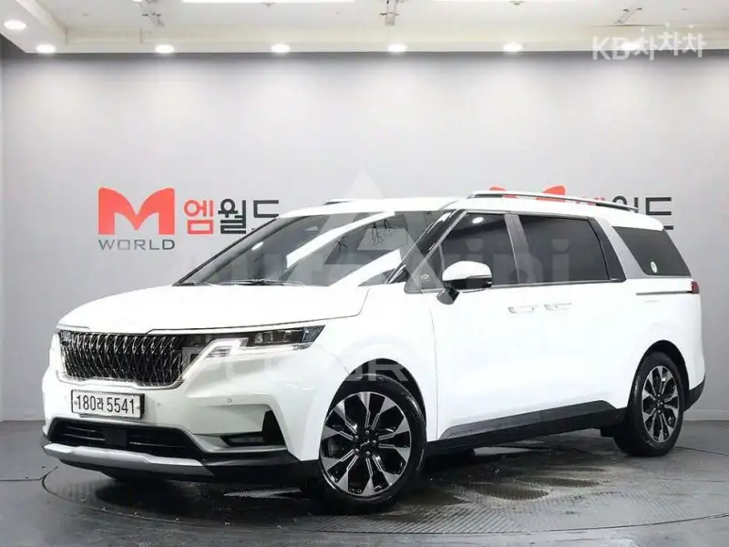 2023 KIA Carnival