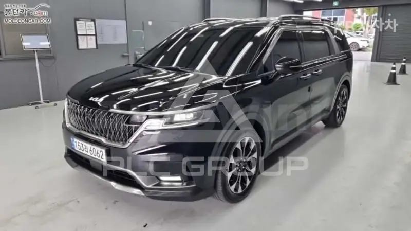 2023 KIA Carnival