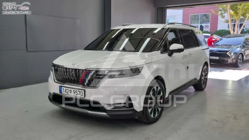 2023 KIA Carnival