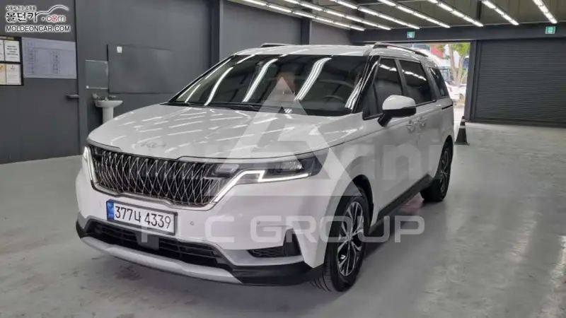 2023 KIA Carnival