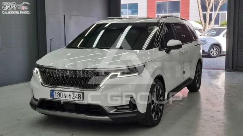 2023 KIA Carnival