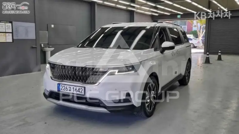 2023 KIA Carnival