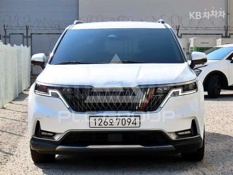 2023 KIA Carnival