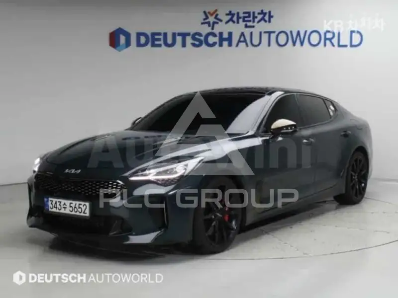 2023 KIA Stinger