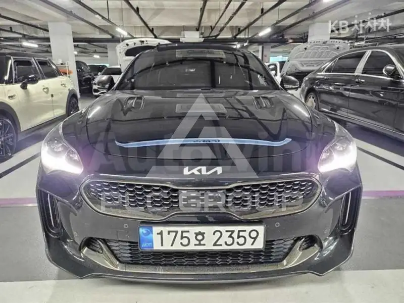 2023 KIA Stinger