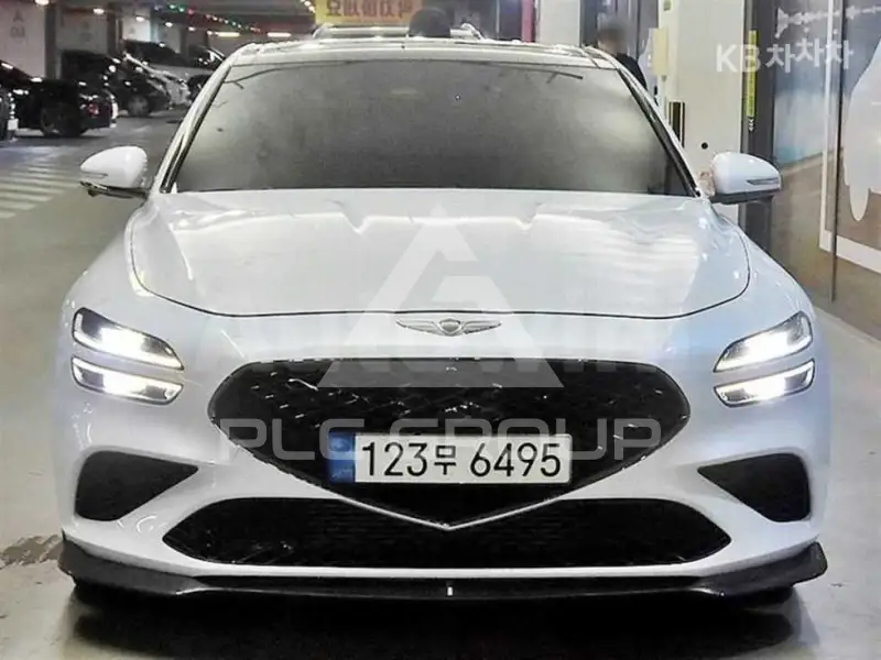 2023 Genesis G70
