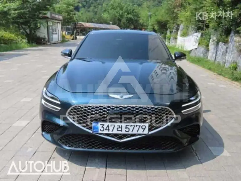 2023 Genesis G70