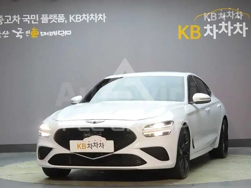 2023 Genesis G70