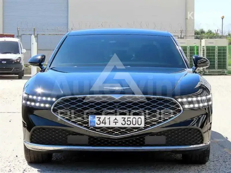 2023 Genesis G90