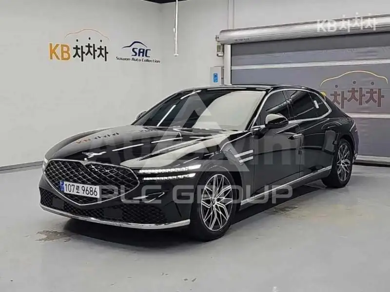 2023 Genesis G90