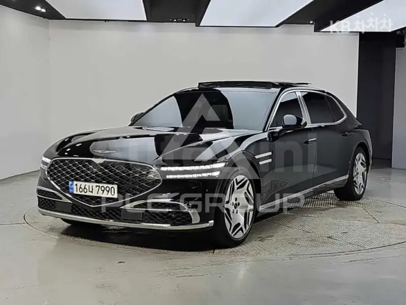 2023 Genesis G90