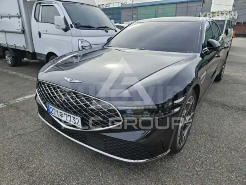 2023 Genesis G90