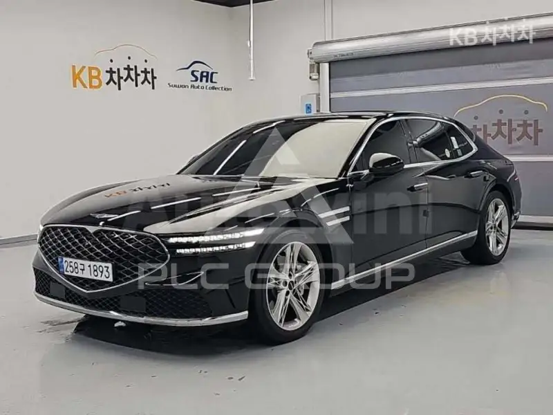 2023 Genesis G90
