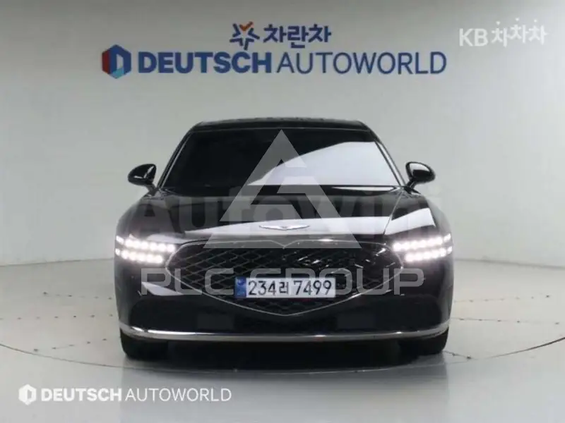 2023 Genesis G90