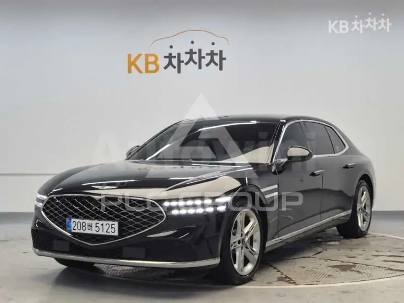 2023 Genesis G90