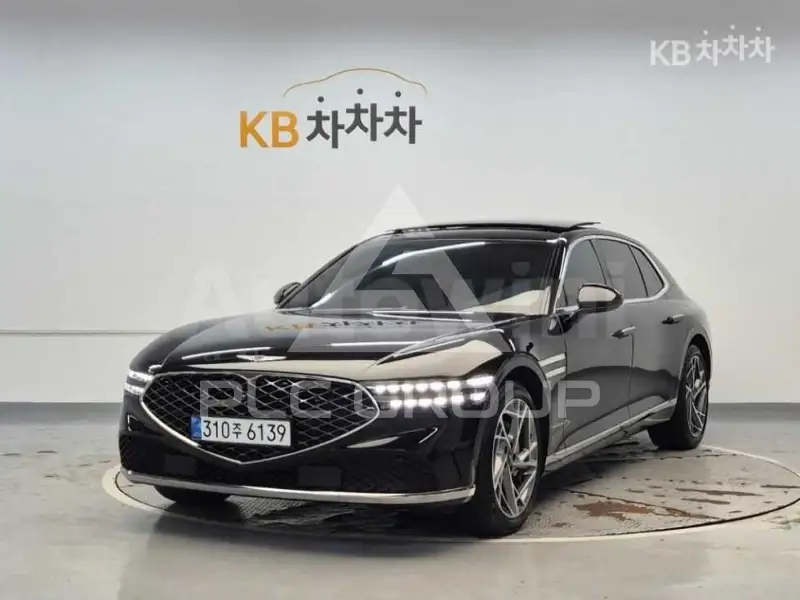2023 Genesis G90