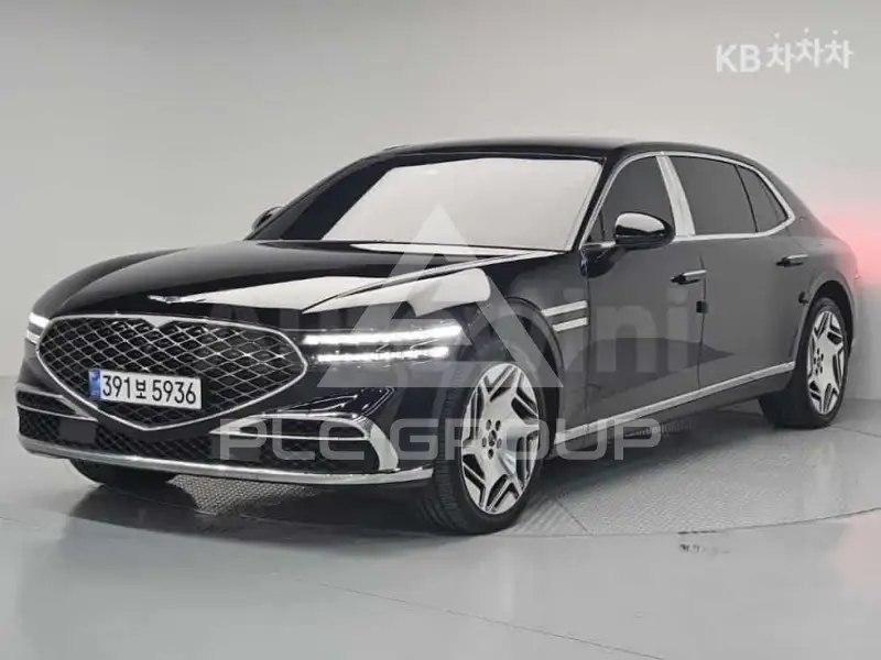 2023 Genesis G90