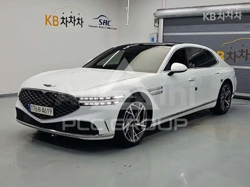 2023 Genesis G90