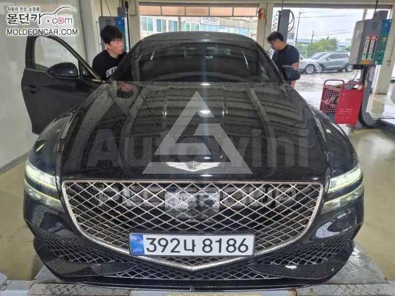 2023 Genesis G80