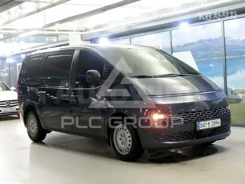 2023 Hyundai Staria