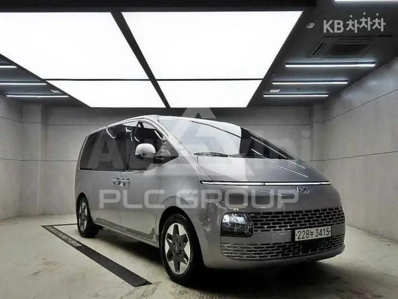 2023 Hyundai Staria
