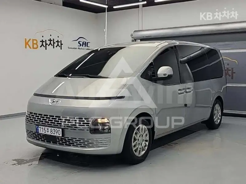 2023 Hyundai Staria