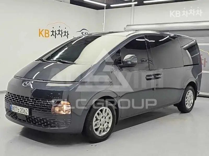 2023 Hyundai Staria