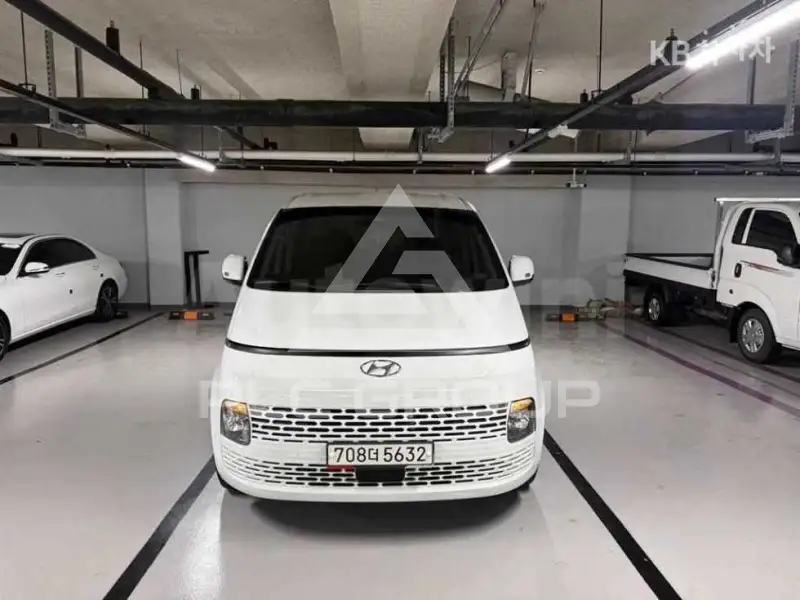 2023 Hyundai Staria