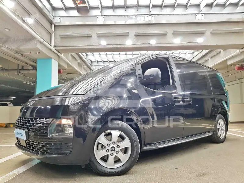 2023 Hyundai Staria