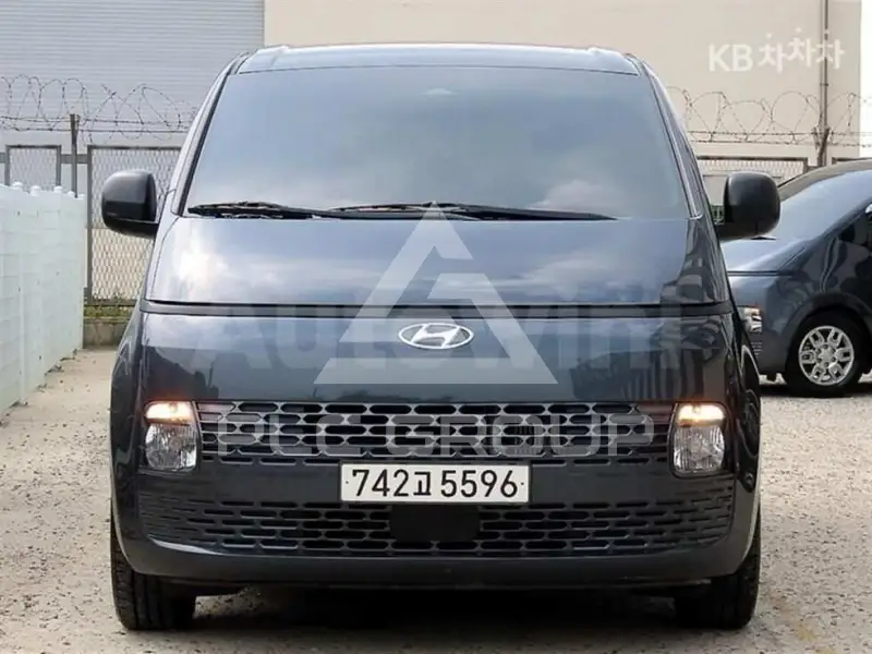 2023 Hyundai Staria