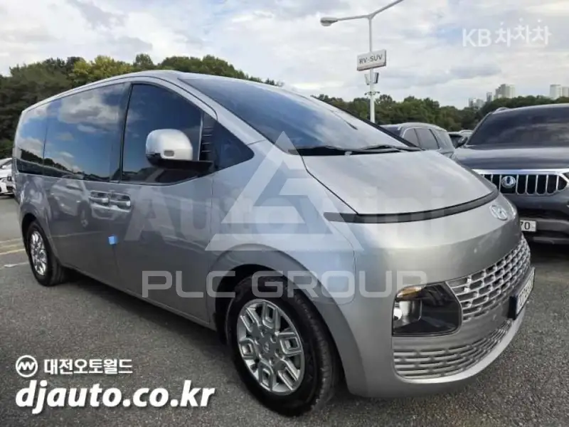 2023 Hyundai Staria