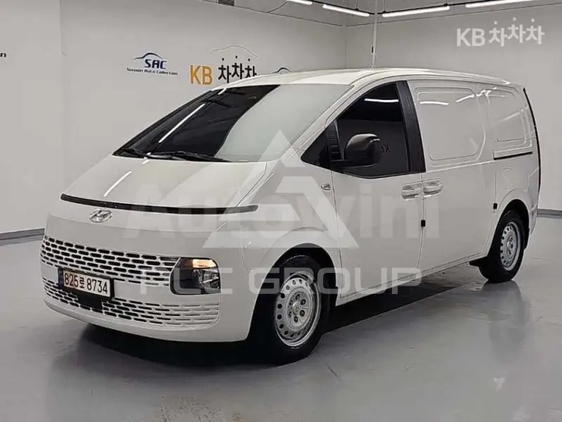 2023 Hyundai Staria