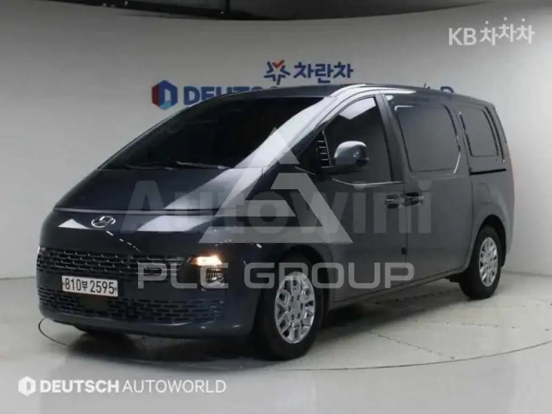 2023 Hyundai Staria
