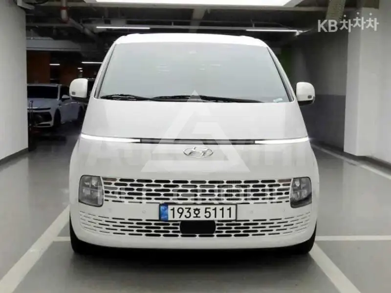 2023 Hyundai Staria