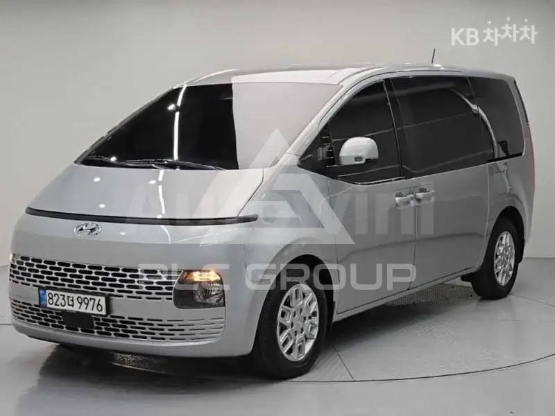 2023 Hyundai Staria