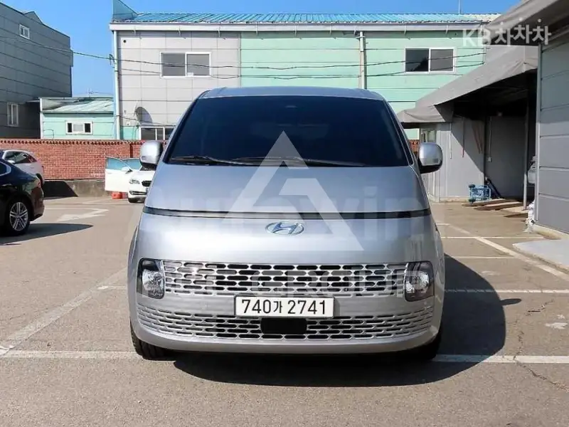 2023 Hyundai Staria