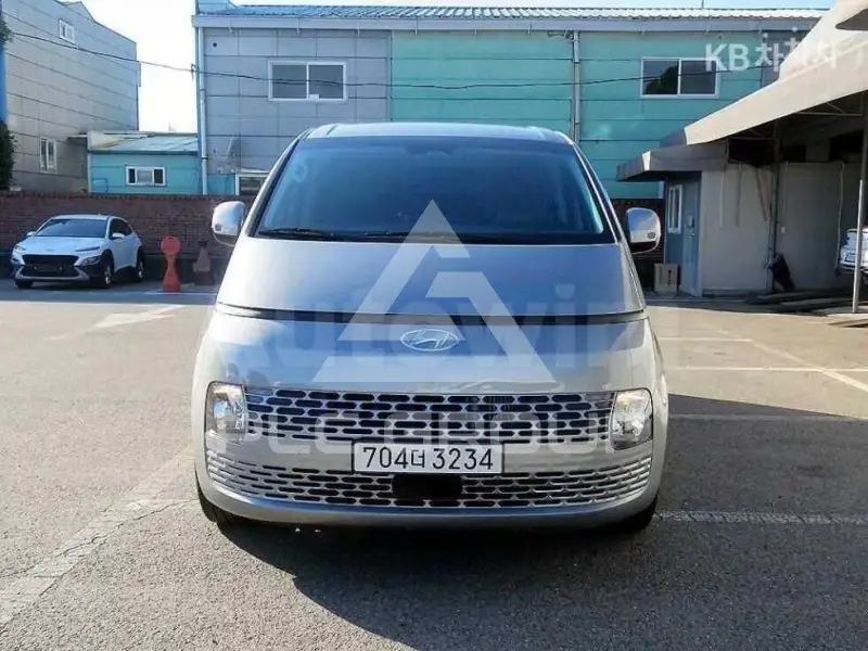 2023 Hyundai Staria