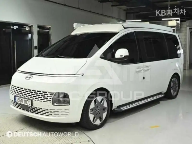 2023 Hyundai Staria